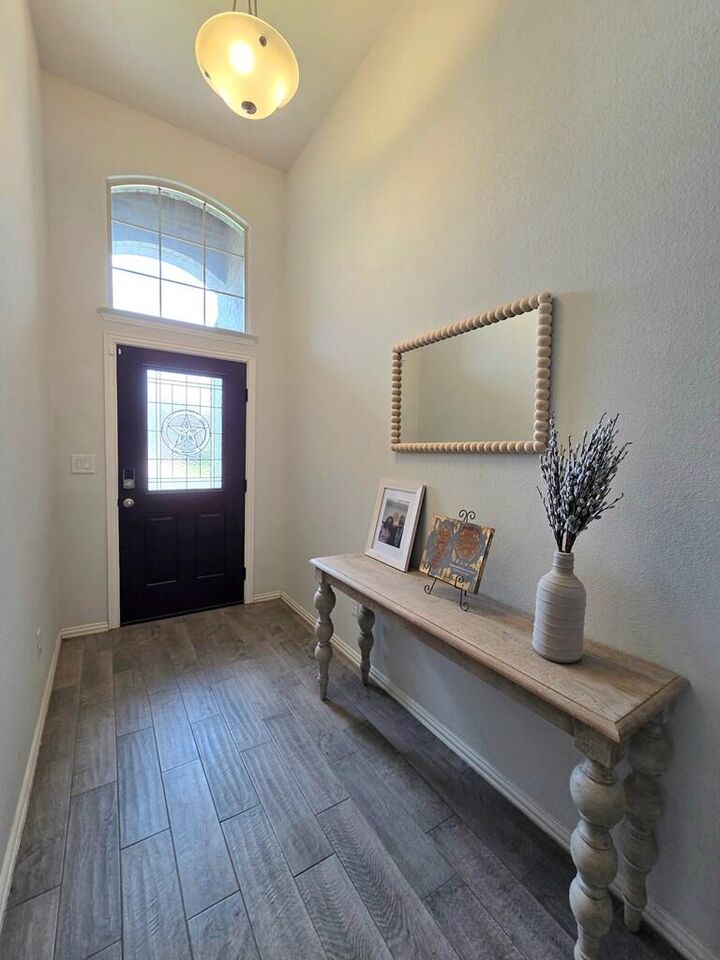 Property Photo:  1401 Laguna Meadows Trail  TX 79705 