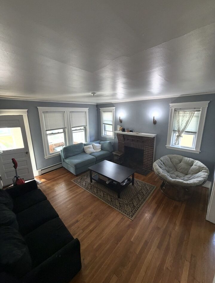 Property Photo:  285 Beale St 2  MA 02170 