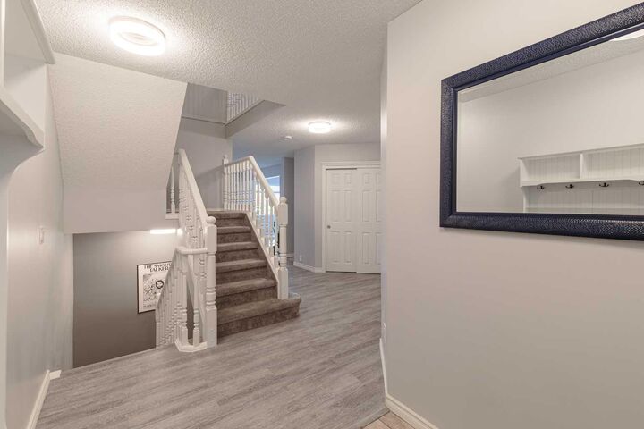Property Photo:  7 Richelieu Court SW  AB T3E 7E9 