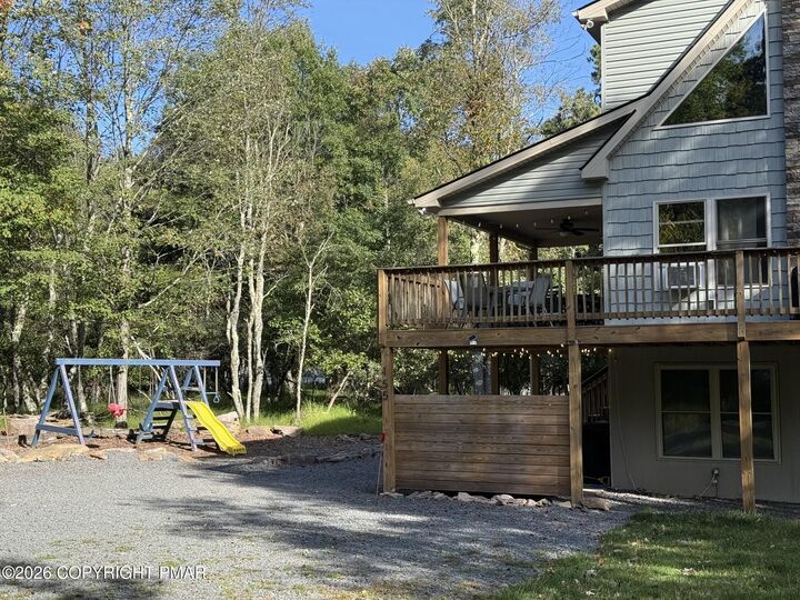 Property Photo:  155 Teddyuscung Trail  PA 18210 