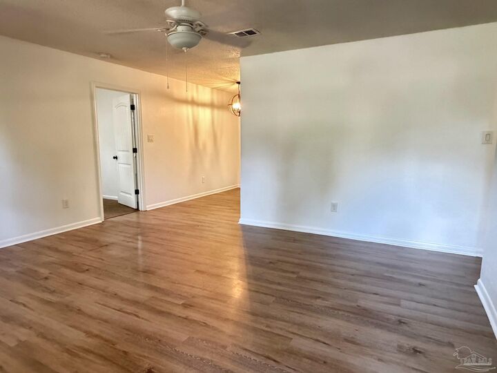 Property Photo:  8240 Sedgefield Dr  FL 32507 