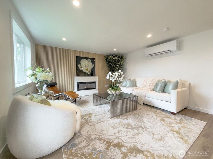 Property Photo:  5402  20th Avenue S  WA 98108 