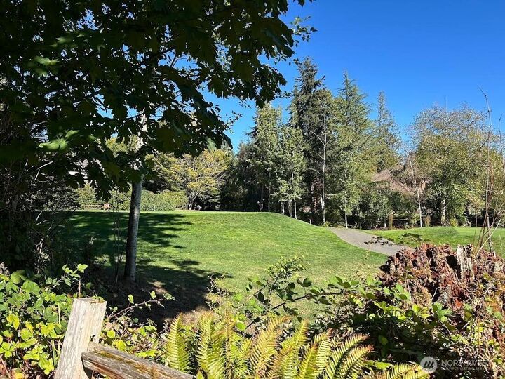 Property Photo: 1176 Alexander Place NE WA 98110