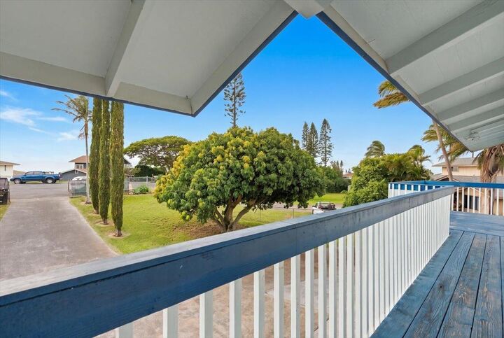 Property Photo:  328 Kaomi Pl  HI 96768 