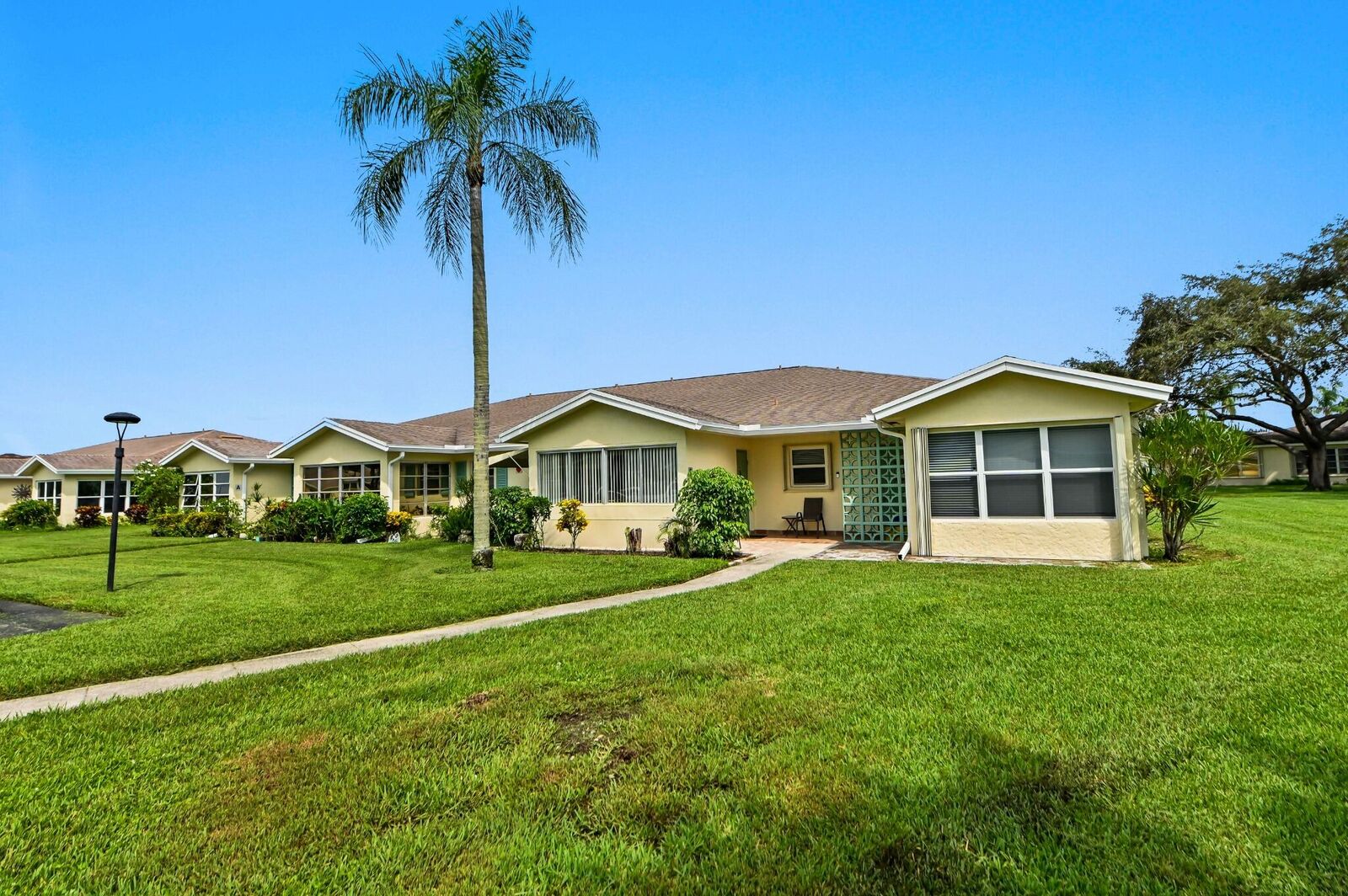 Property Photo:  5265 Lakefront Boulevard C  FL 33484 