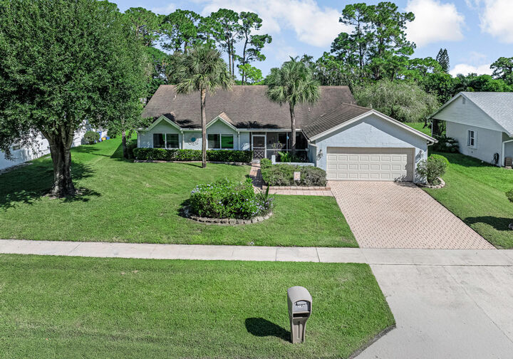 Property Photo:  102 Sevilla Avenue  FL 33411 