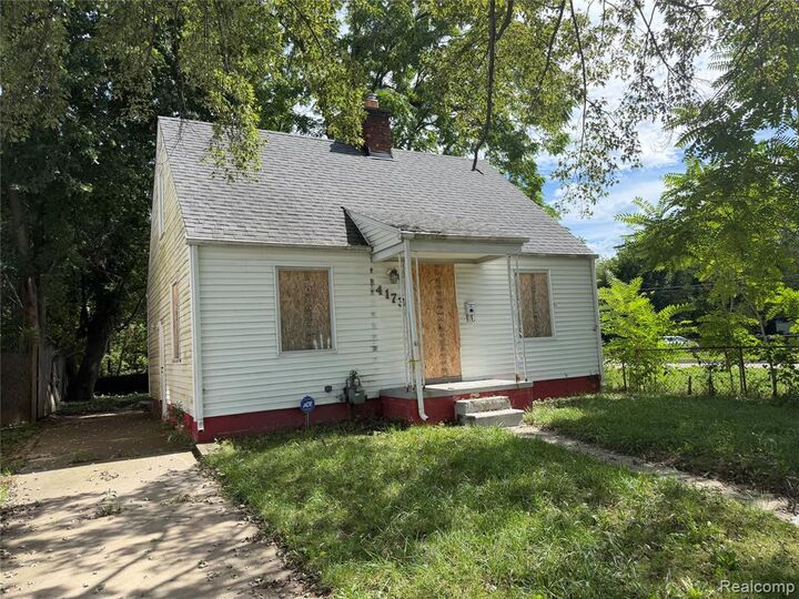 Property Photo: 4173 Moore Street MI 48141