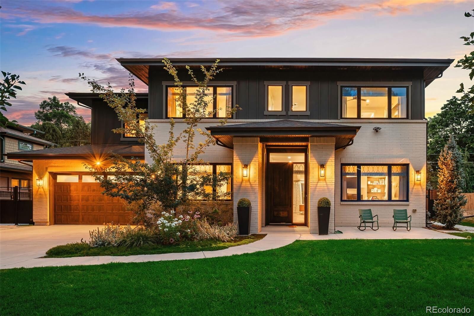 Property Photo:  20 Ivanhoe Street  CO 80220 
