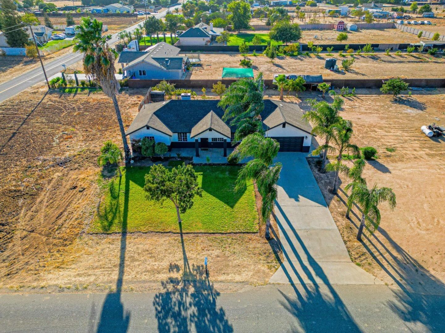 Property Photo:  17864 Road 25  CA 93638 