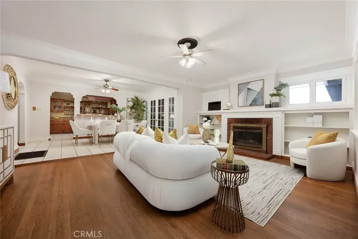 Property Photo: 129 La Paloma Avenue CA 91801