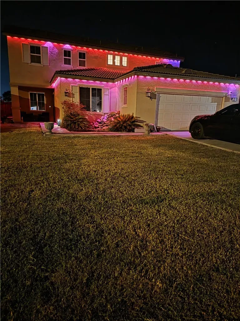 Property Photo:  27 W Robin  CA 92249 