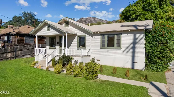 Property Photo:  10814 Plainview Avenue  CA 91042 