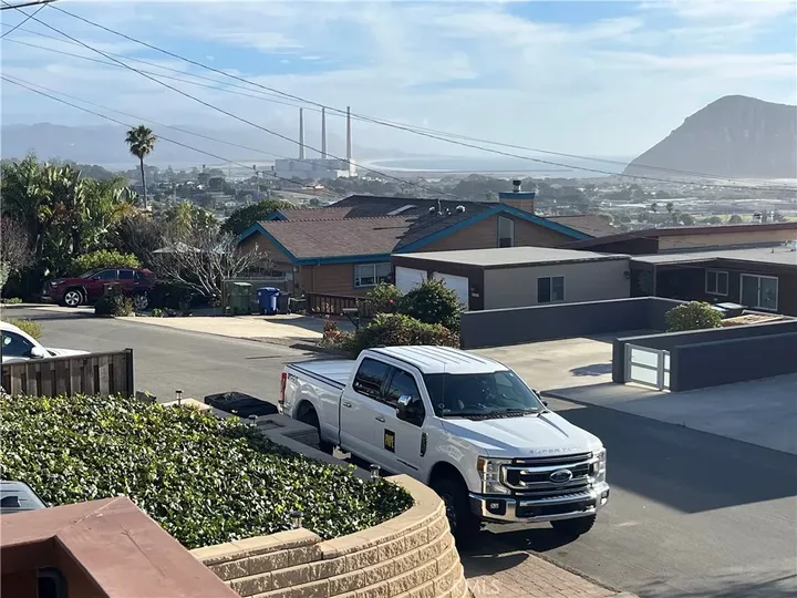 Property Photo:  2646 Koa Avenue  CA 93442 