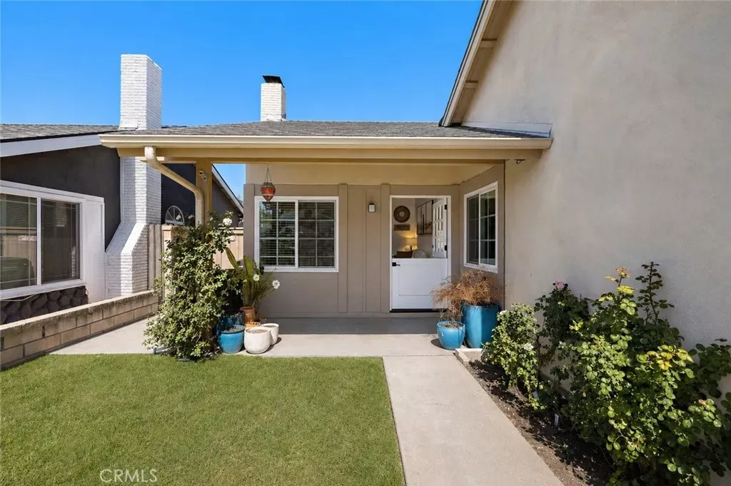 Property Photo:  21155 Larchmont  CA 92630 