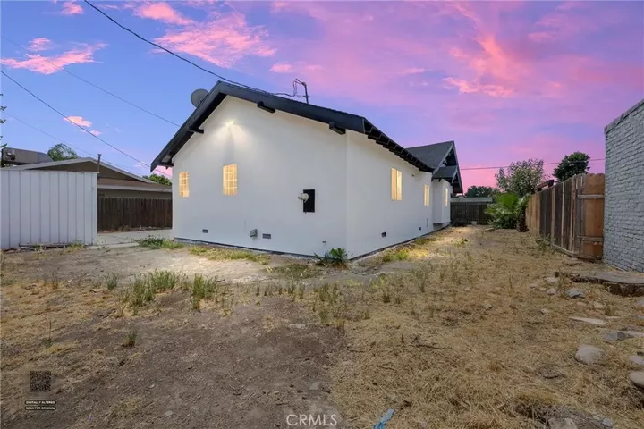 Property Photo: 1920 Cherry CA 93304