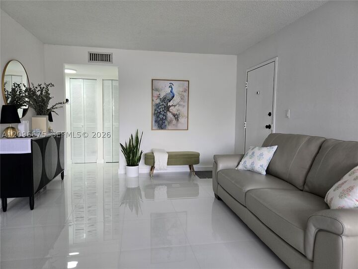 Property Photo:  325 NW 72nd Ave 301  FL 33126 