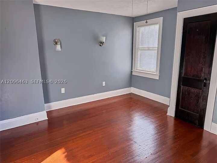 Property Photo:  515 Tighe Ave 0  FL 33584 