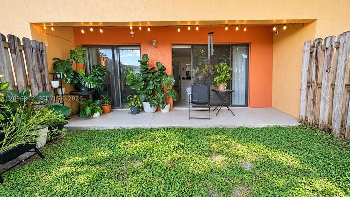 Property Photo:  5200 NW 31st Ave 82  FL 33309 