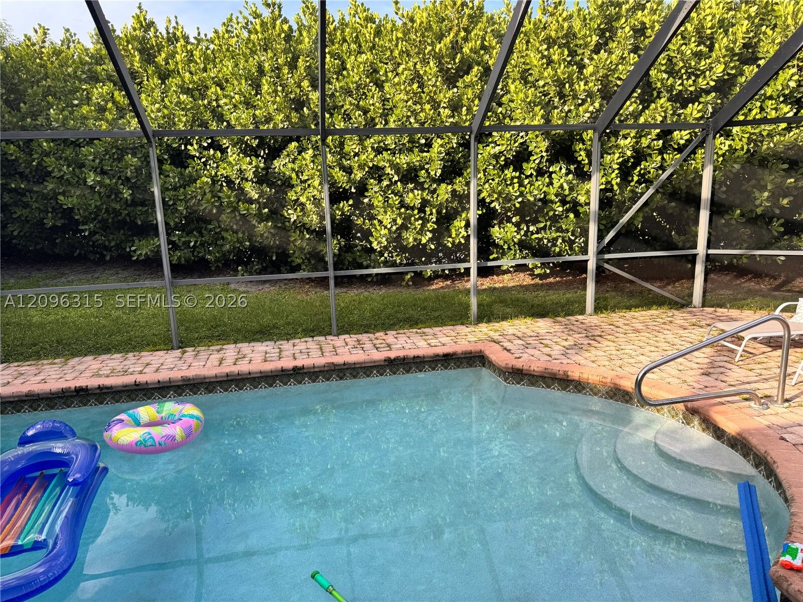 Property Photo:  8205 NW 80th St  FL 33321 