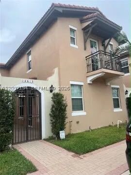 Property Photo:  14613 SW 13th St  FL 33027 
