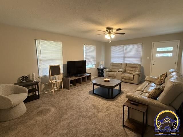 Property Photo:  715 Market St  KS 66523 