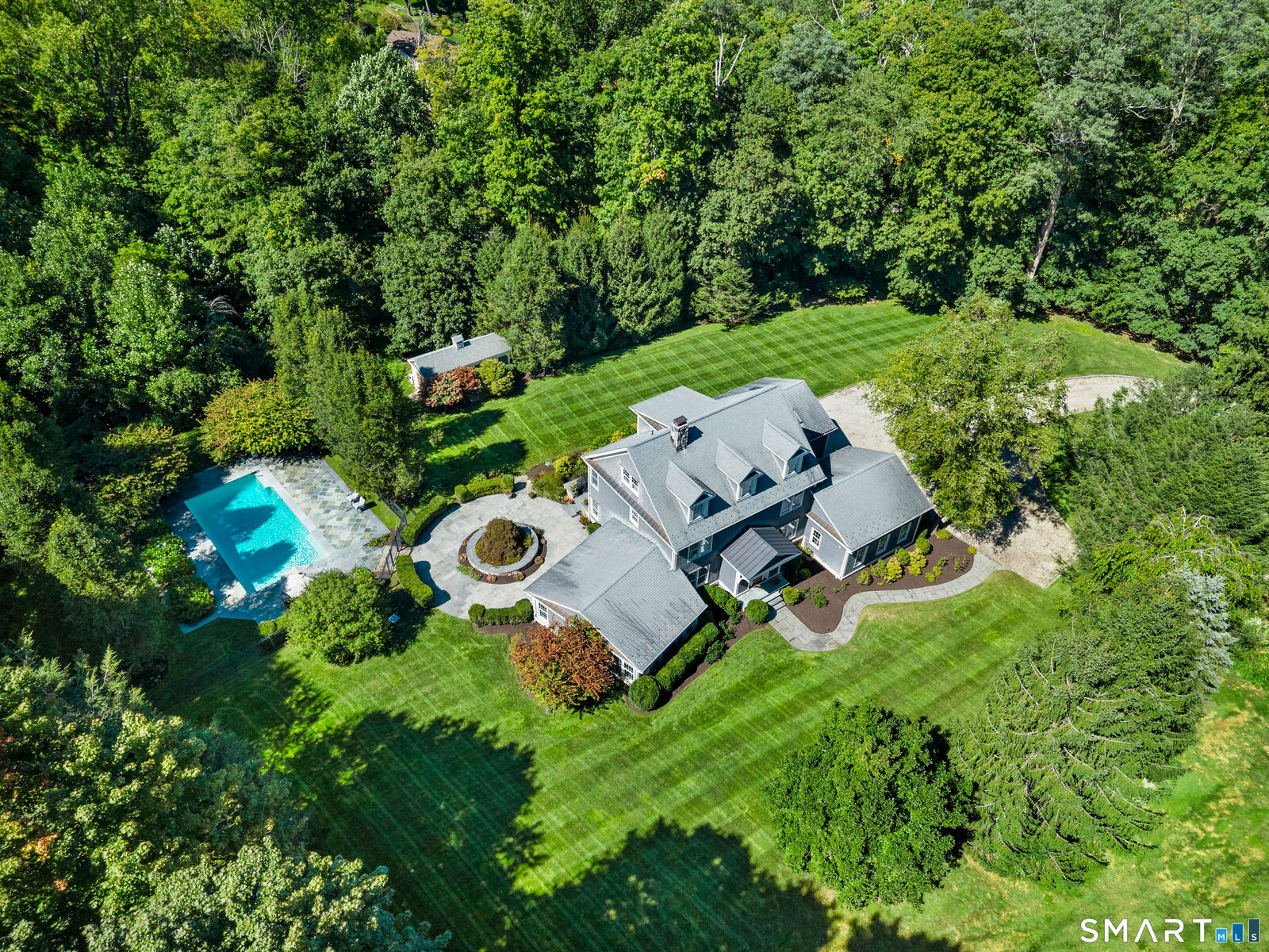 Property Photo:  121 Cedar Lane  CT 06877 