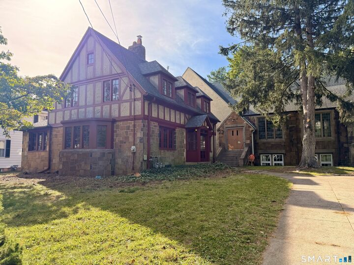 Property Photo:  110 Marvel Road  CT 06515 