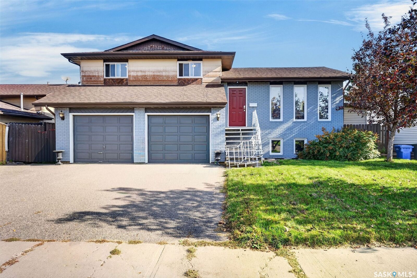 Property Photo:  3458 Eagle Crescent  SK S6V 7W9 