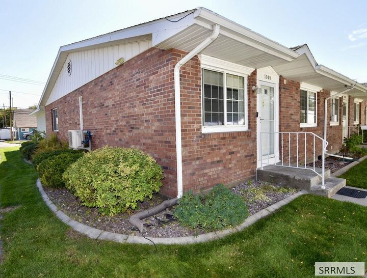 Property Photo:  1045 Canal  ID 83402 