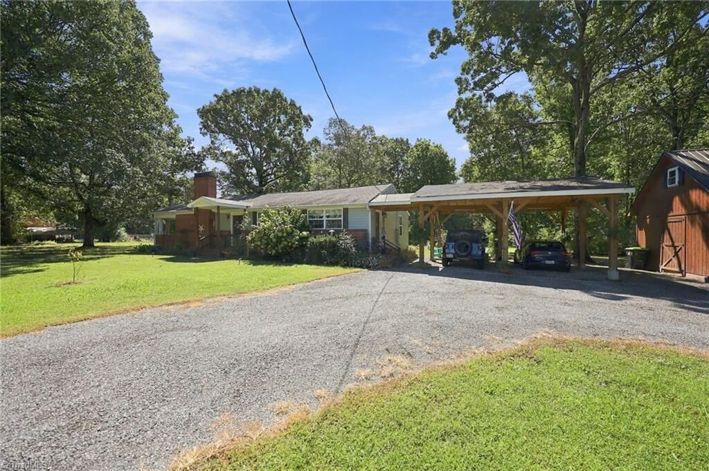 Property Photo:  516 Old Embler Road  NC 27360 