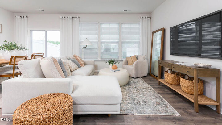 Property Photo:  512 Kinneries Drive  NC 27249 
