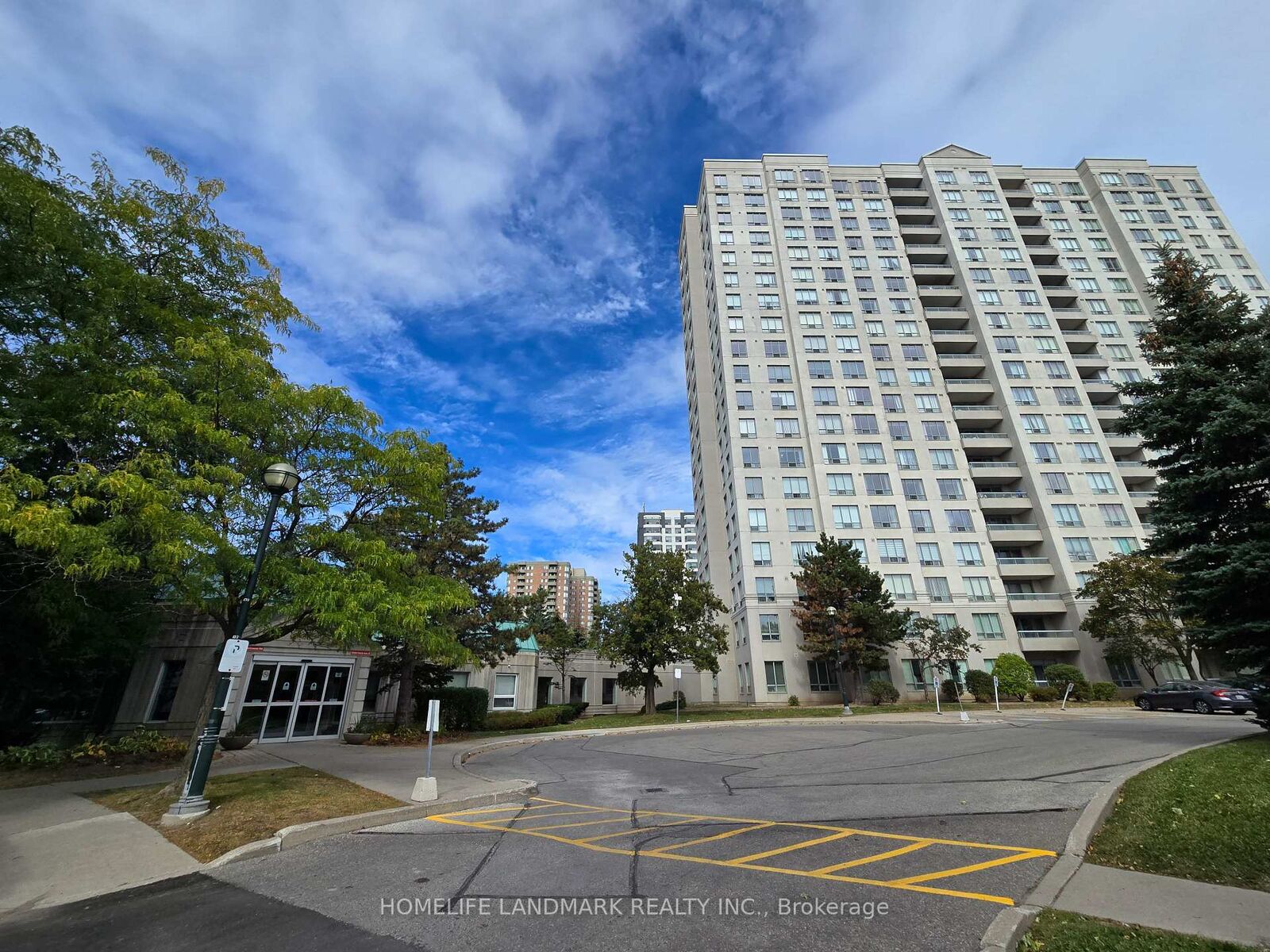 Property Photo:  5039 Finch Avenue E 711  ON M1S 5L6 