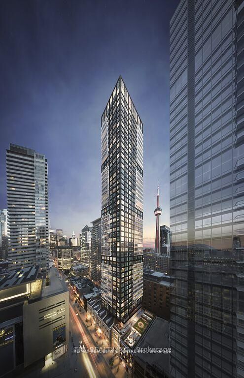 Property Photo:  327 King Street 1808  ON M5V 0W7 