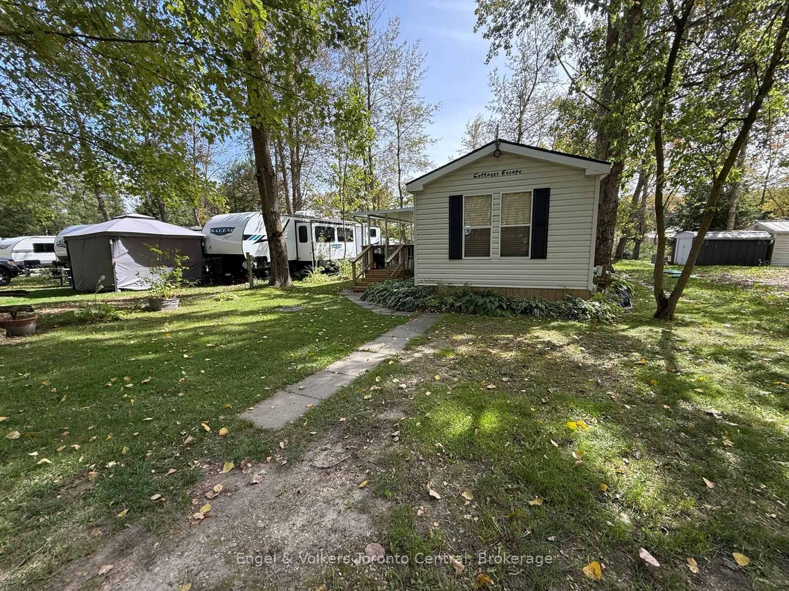 Property Photo:  7489 Sideroad 5 N/A E W 39  ON N0G 2L0 