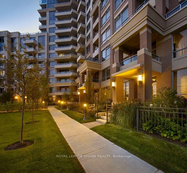 Property Photo:  33 Cox Boulevard 1632  ON L3R 8A6 