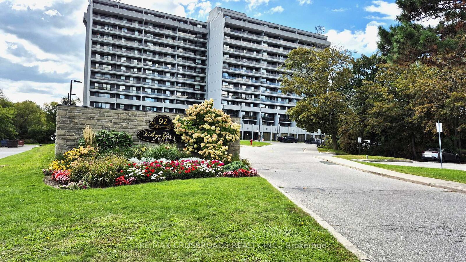 Photo de la propriété: 92 Church Street S 406 ON L1S 6B4