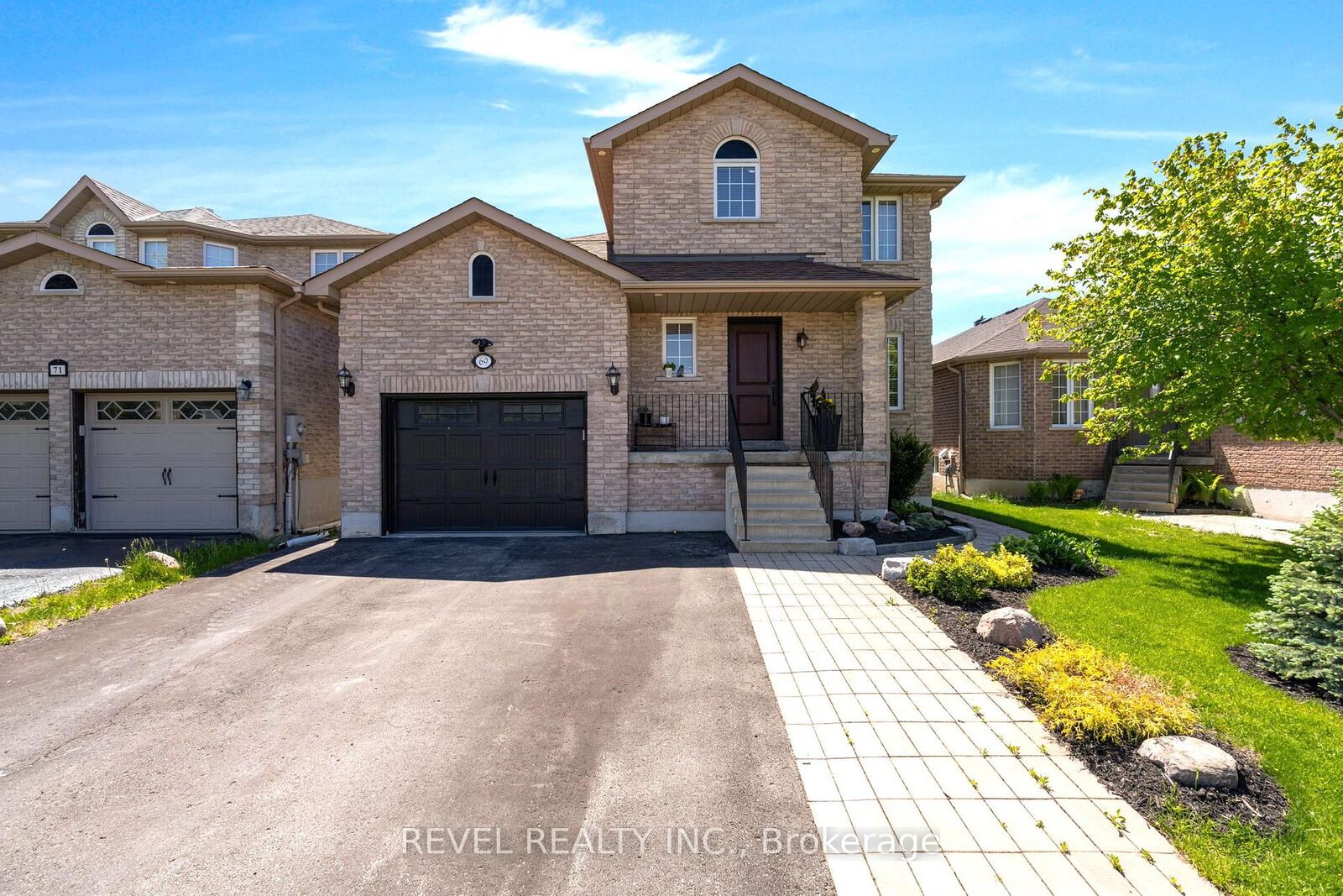 Property Photo:  69 Stephanie Lane  ON L4N 0V9 