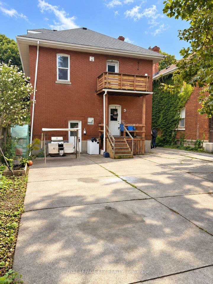Property Photo:  116 Cameron Street  ON N7T 4A8 