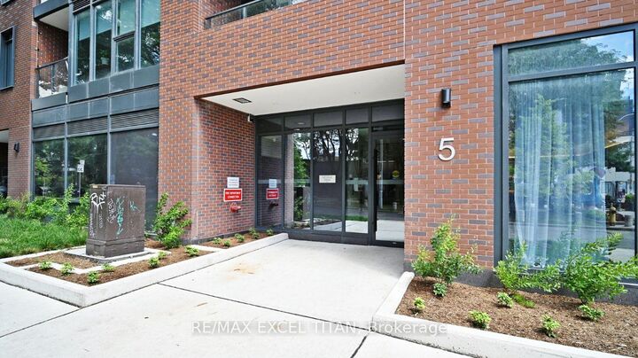 Property Photo:  5 Lakeview Avenue 416  ON M6J 0H3 