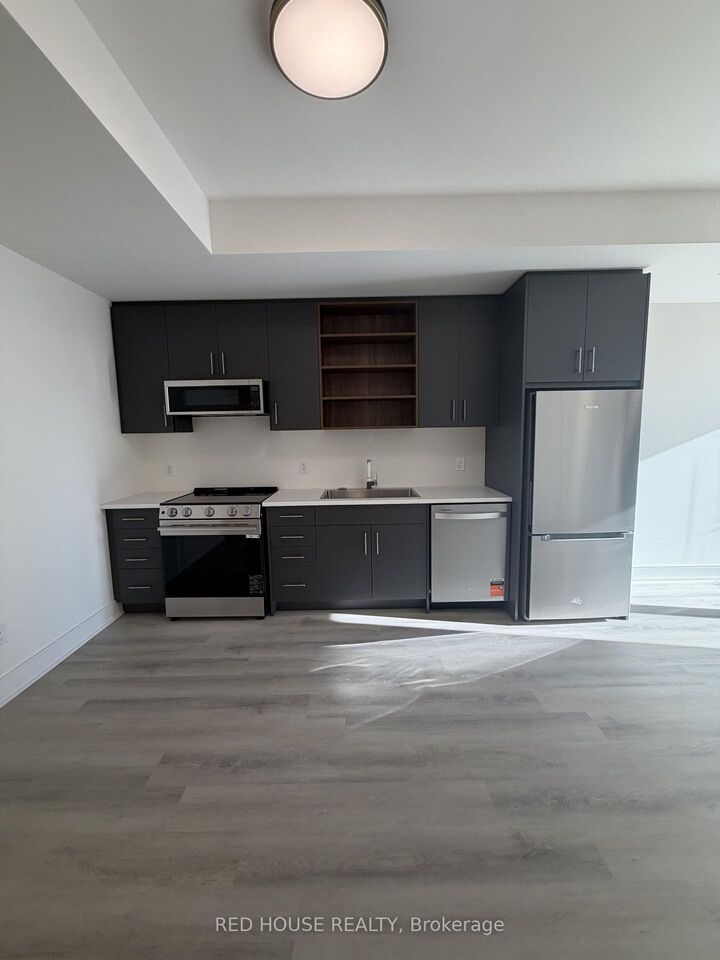 Property Photo:  242 Ellis Avenue  ON L2P 0H2 