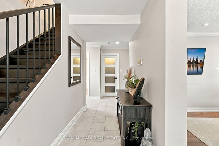 Property Photo:  22 Bywood Crescent  ON L8J 1G8 