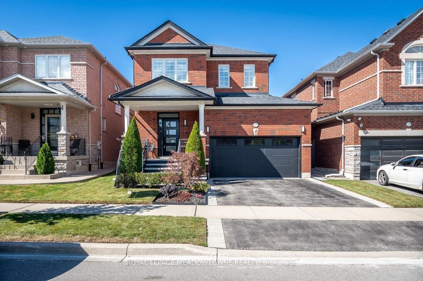 Property Photo:  1319 Weller Cross  ON L9T 6K6 