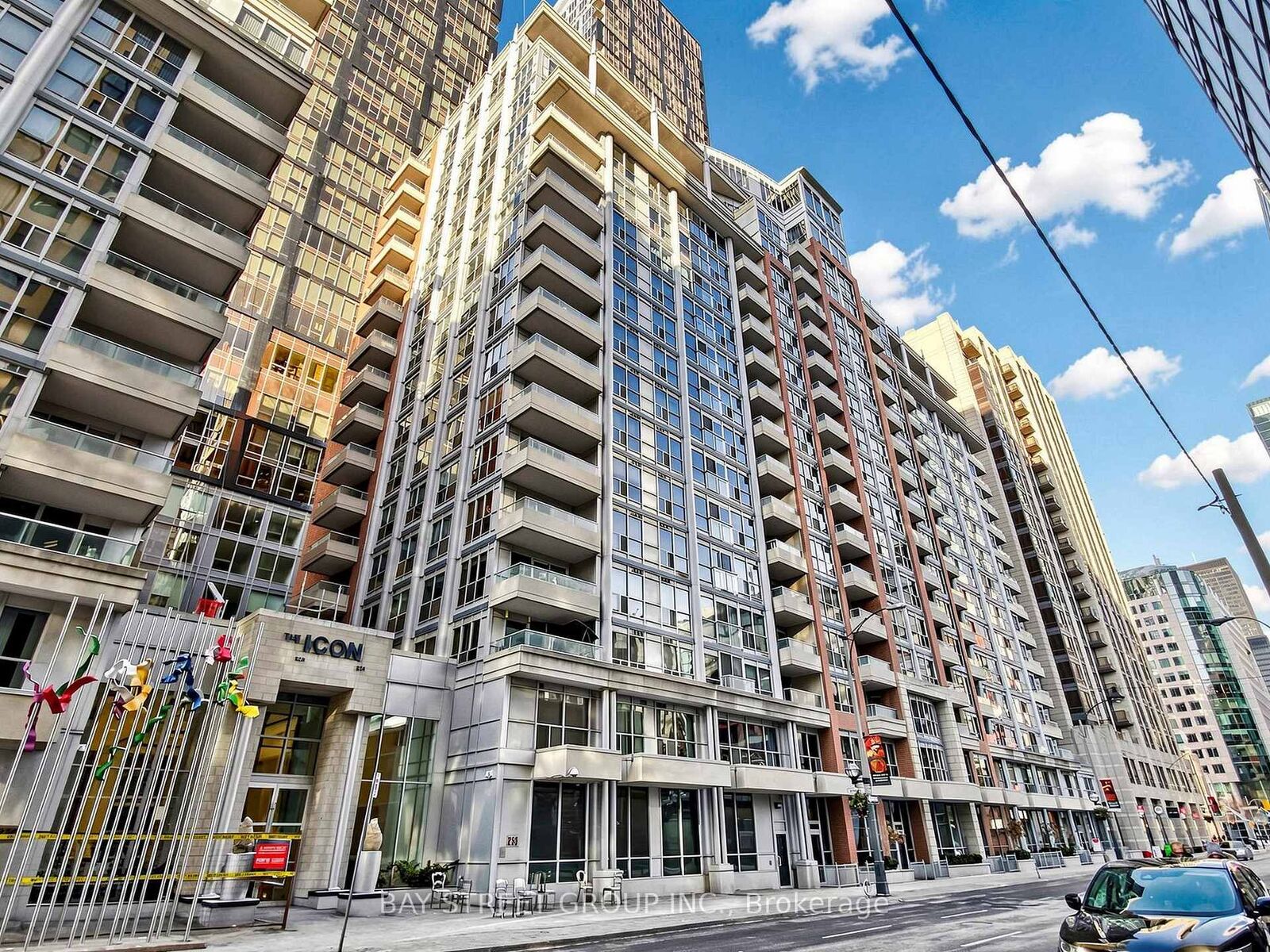 Property Photo:  250 Wellington Street W 1134  ON M5V 3P6 