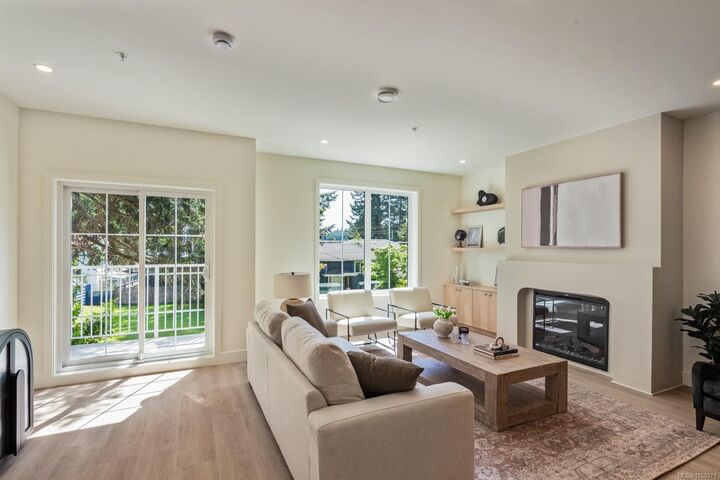 Property Photo:  2770 Vantilburg Cres #109  BC V9B 3K4 