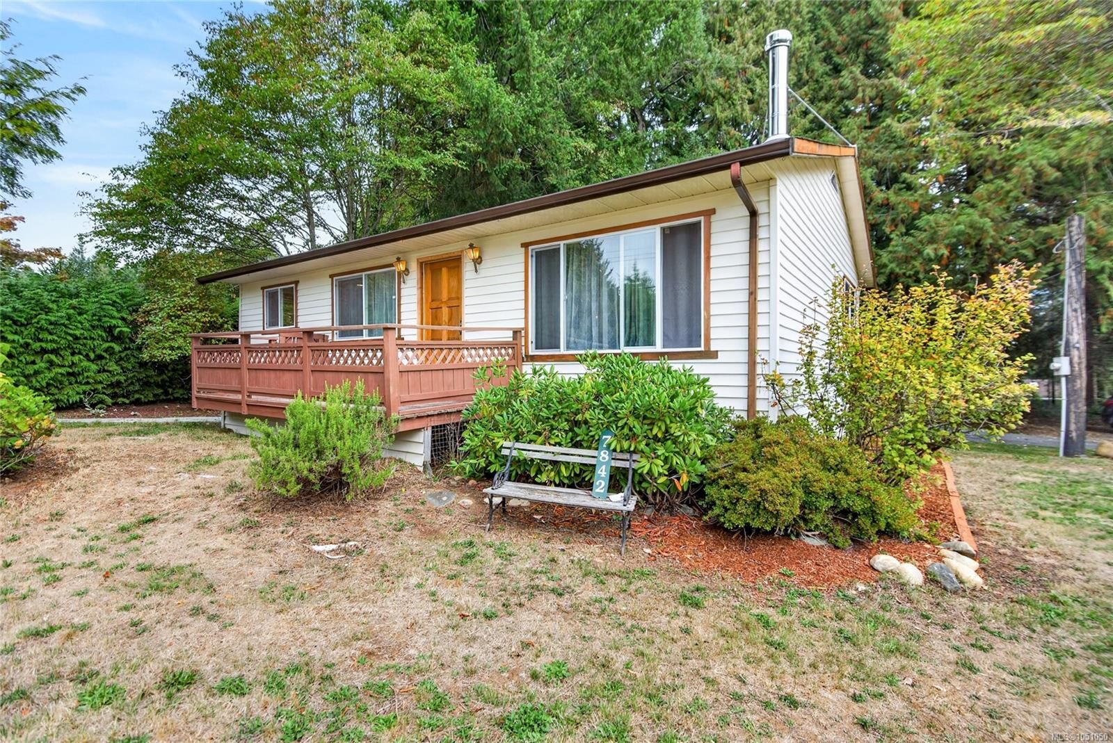 Property Photo:  7842 Tozer Rd  BC V0R 1W0 