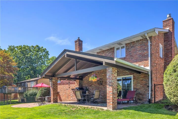 Property Photo:  146 S Jamestown Rd  PA 15108 