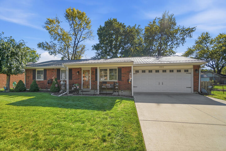 Property Photo:  1066 Stonyridge Avenue  OH 45373 