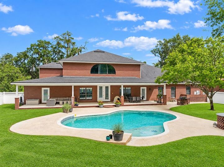 Property Photo: 87377 Raddin Road FL 32097