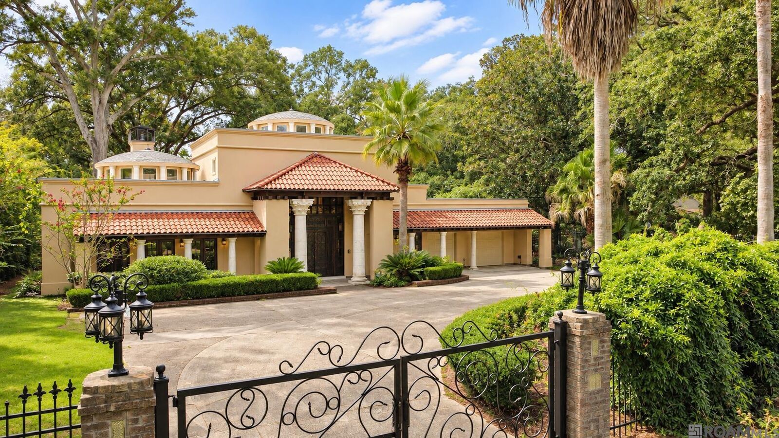 Property Photo:  6648 Highland Rd  LA 70810 