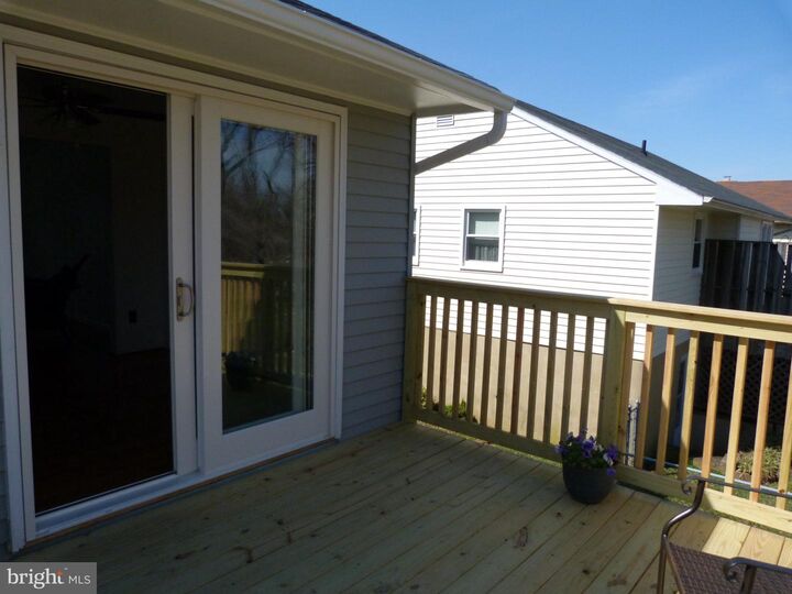 Property Photo: 1009 Kensington Way MD 21403